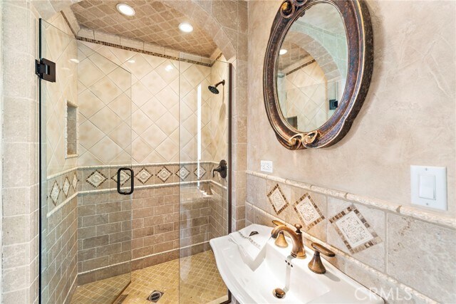 Building Photo - 1280 Morningside Dr