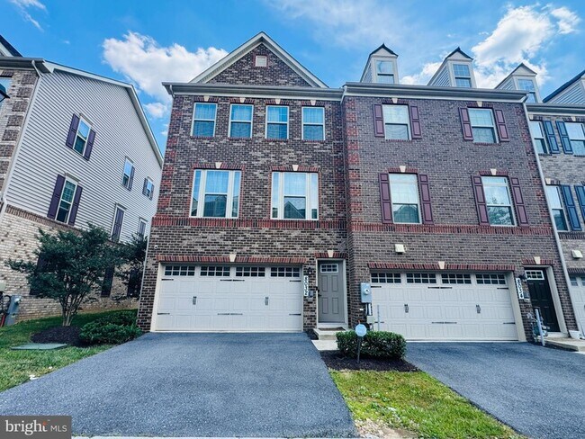 Building Photo - 8032 Spring Arbor Dr