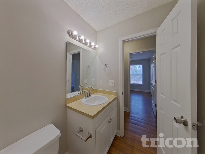 Building Photo - 48 Bristlecone Ln