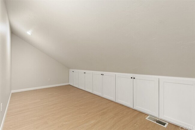 Building Photo - 42 Atherton-