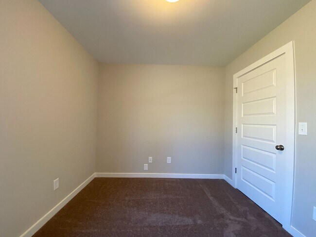 Building Photo - Beautiful home for Rent in Talladega, AL!!...