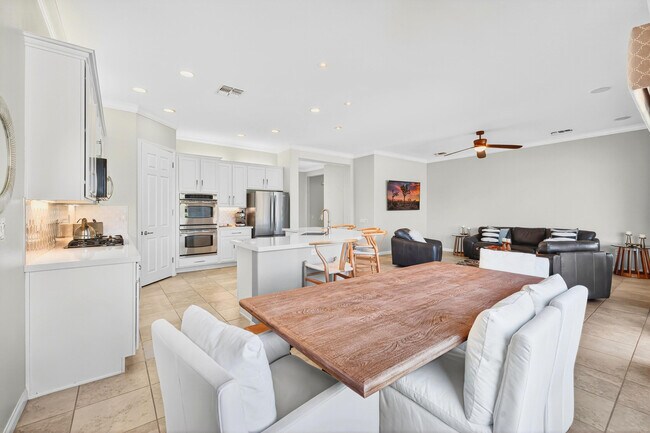 Building Photo - 81112 Avenida Lorena