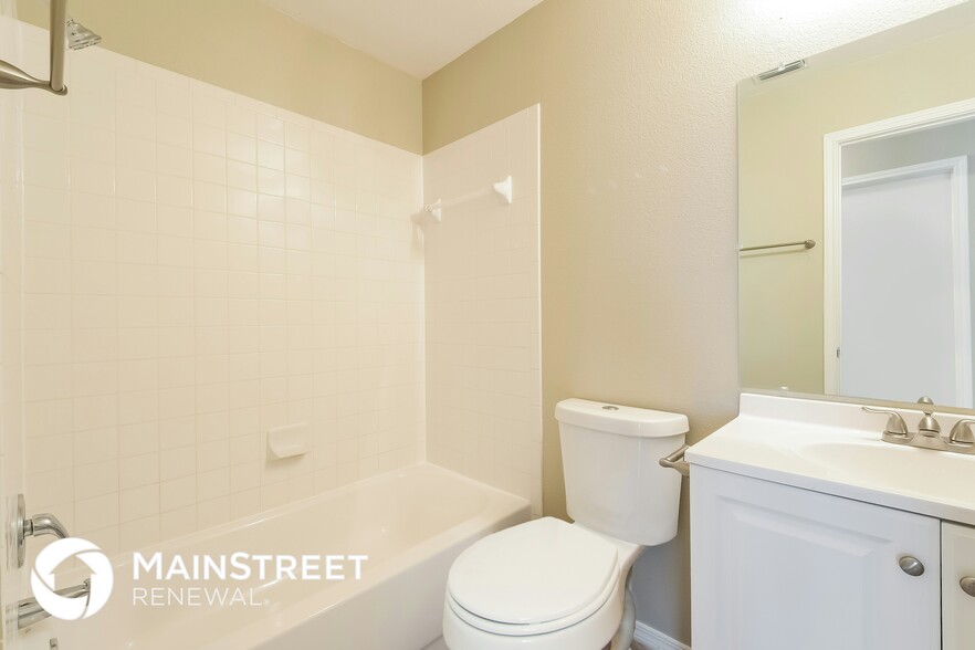 Building Photo - 8439 Chalk Hill Cove