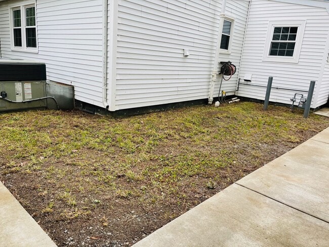 Building Photo - 847 Marvin Ave