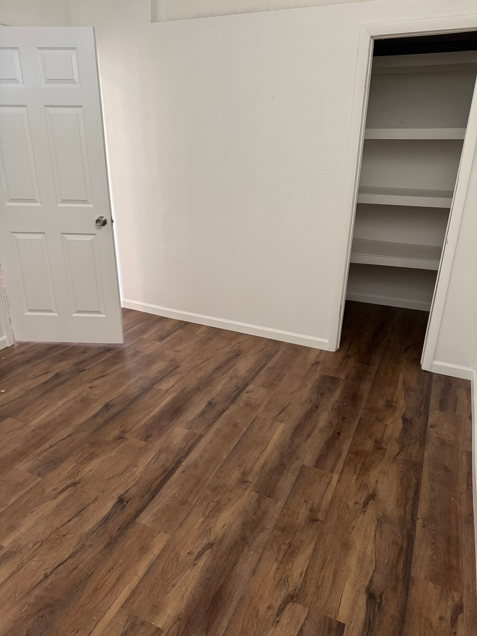 Building Photo - 517 3rd St