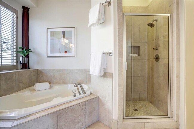 Building Photo - 8546 Adirondack Trail