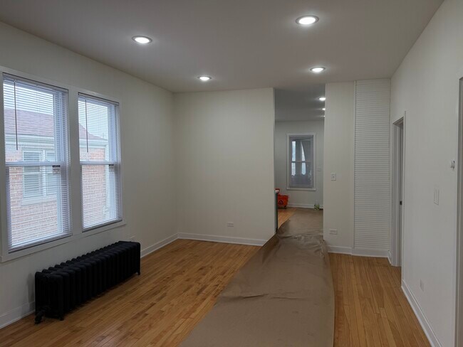 Building Photo - 13140 S Buffalo Ave