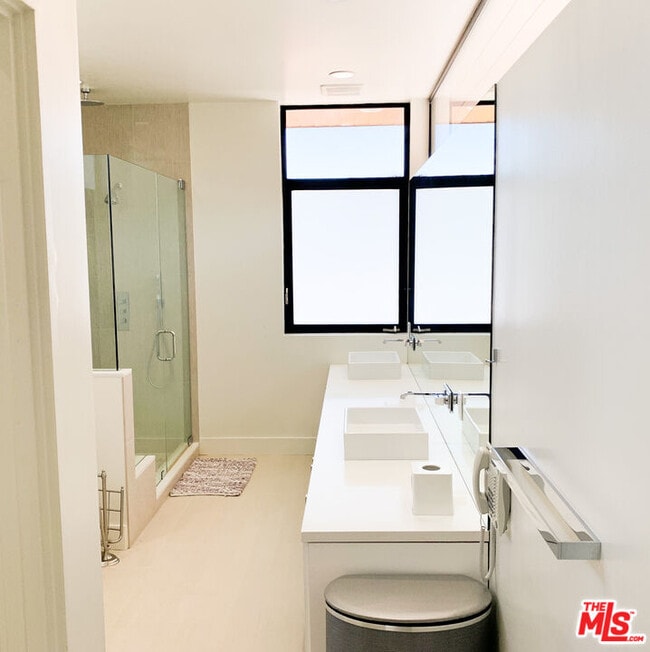 Building Photo - 11367 Elderwood St