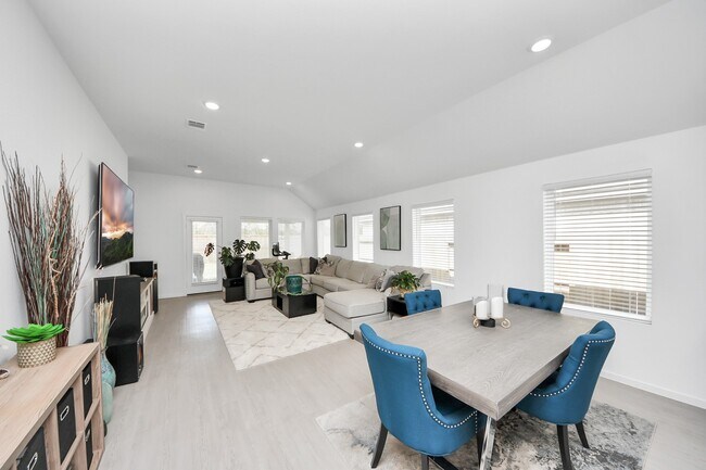 Building Photo - 8018 Tempest Stone Dr