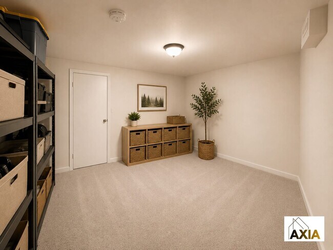 Building Photo - 5BD/3BA in Martin Acres w/a Backyard Oasis!