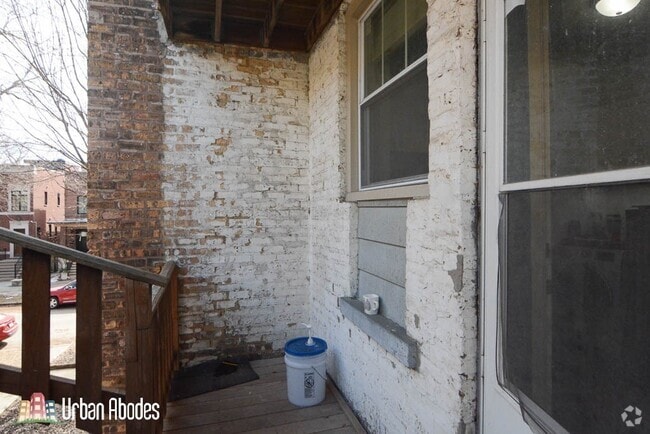 Building Photo - 3716 N Hoyne Ave