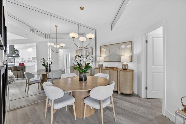 Building Photo - 20185 E Country Club Dr