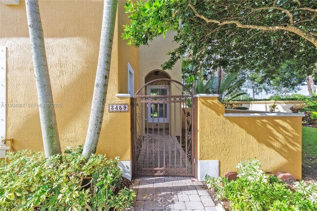 Building Photo - 3459 Merrick Ln