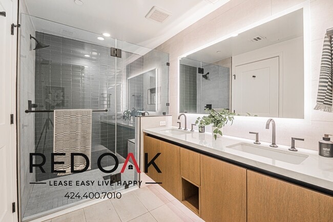 Building Photo - 1333 Orange Grove Ave