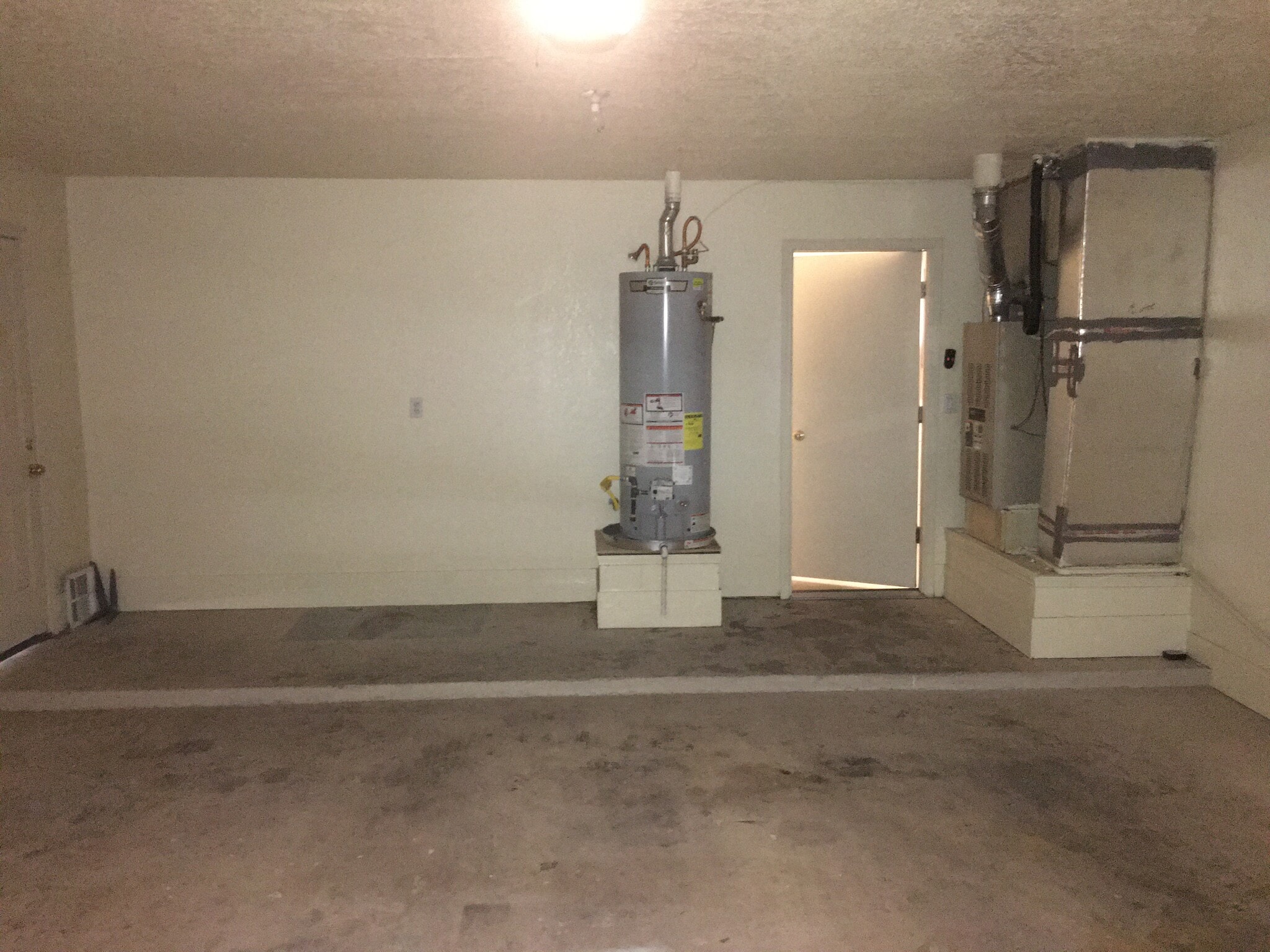 Building Photo - 5036 Shadow Mountain Rd