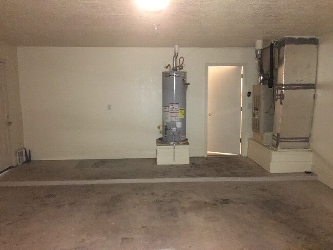 Building Photo - 5036 Shadow Mountain Rd