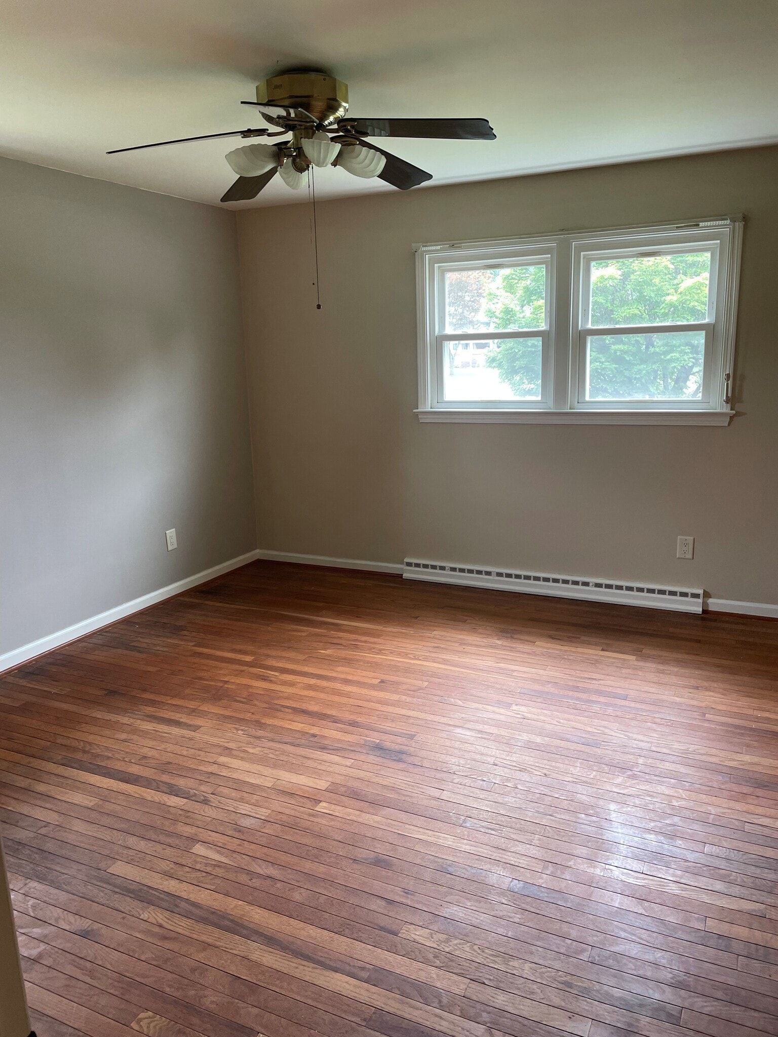 Bedroom #1 - 135 Grandview Dr