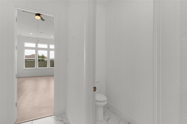 Building Photo - 746 Faith Dr
