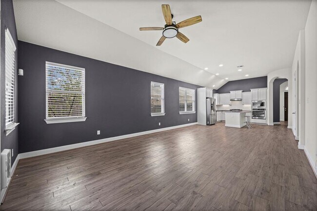 Building Photo - 253 Joseph Dr