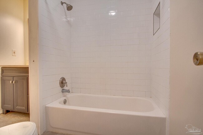 Building Photo - 5910 Limestone Rd