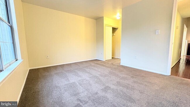 Building Photo - 12292 Stevenson Ct