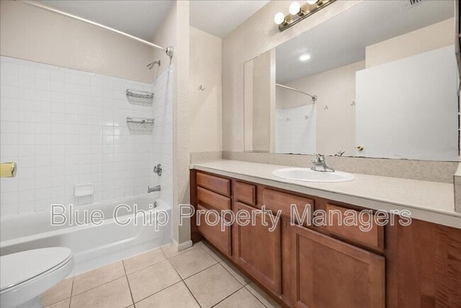 Building Photo - 7809 Sugar Bend Dr