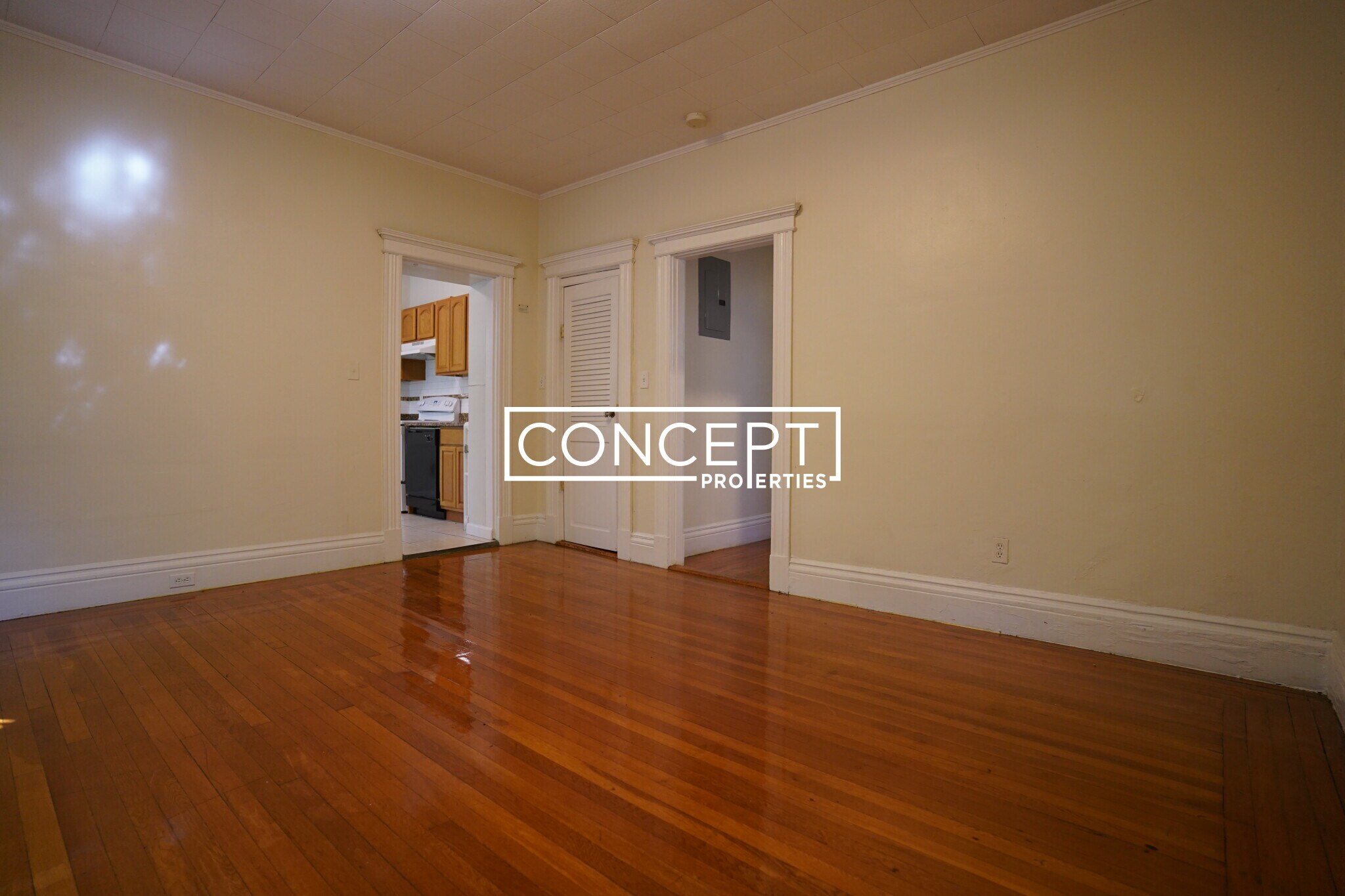 Building Photo - 18 Euston St