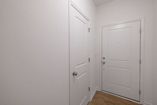 Building Photo - Free Month's Rent! NEW Townhome within Wal...