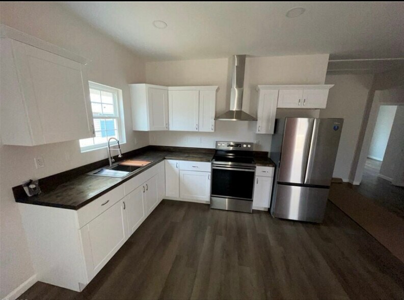 Building Photo - 1110 Thurmond St