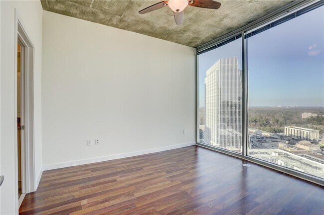 Building Photo - 3324 Peachtree Rd NE
