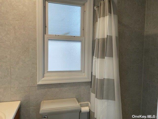 Building Photo - 66 E Walnut St