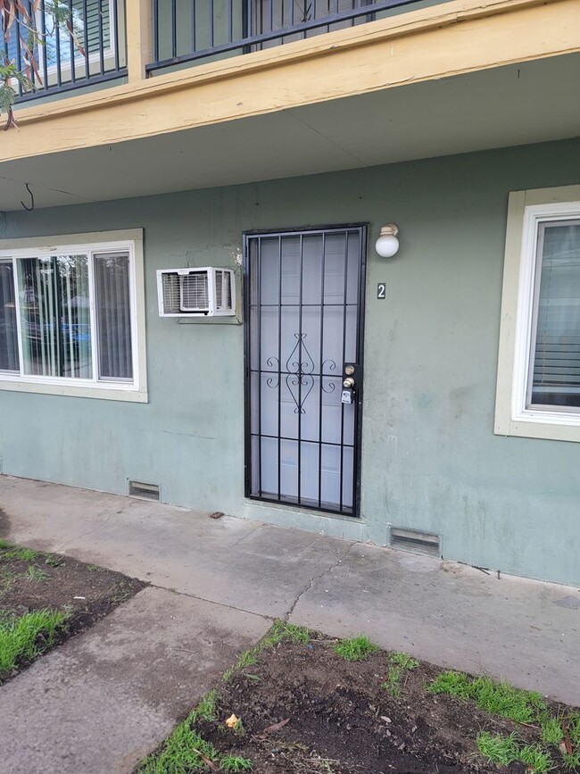 Primary Photo - 3900 43rd Ave