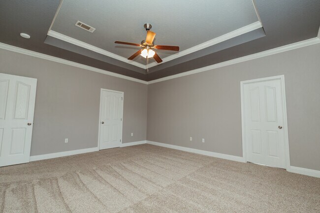 Building Photo - 406 Pendo Pl