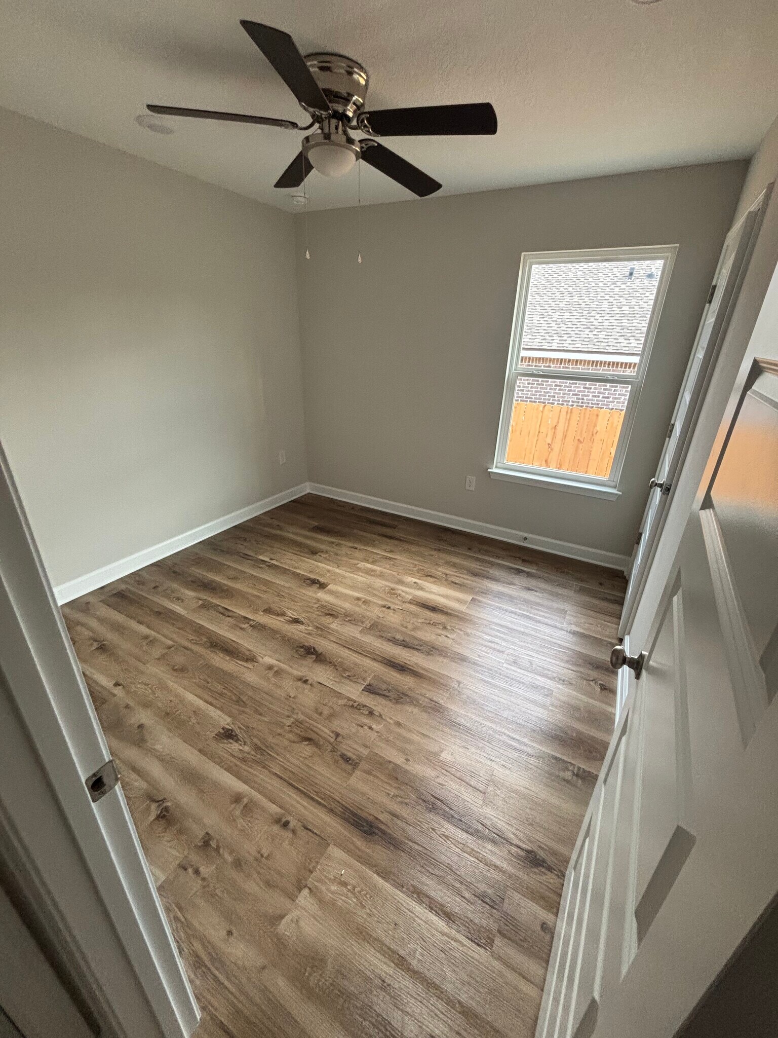 Building Photo - 1340 Hornbeam Dr