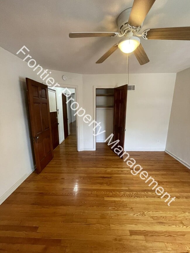 Building Photo - Charming one bedroom apartment