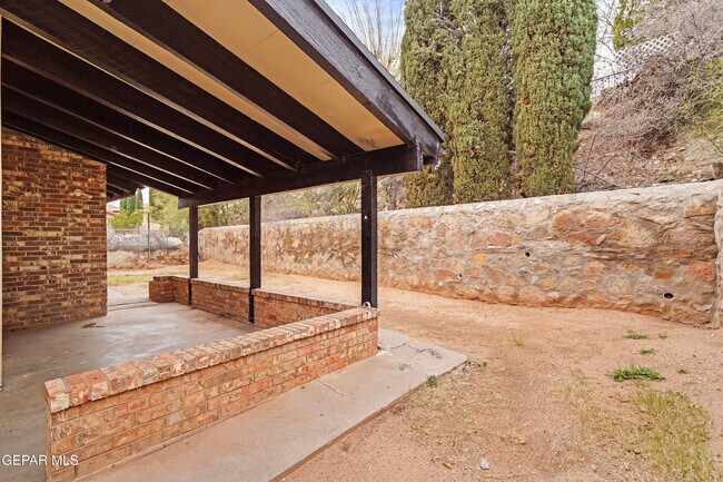 Building Photo - 8201 Big Bend Dr