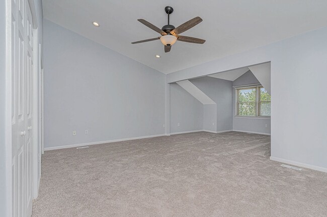 Building Photo - Immaculate 3bedroom 2.5 Townhouse on Kempsville Green Gold Couse