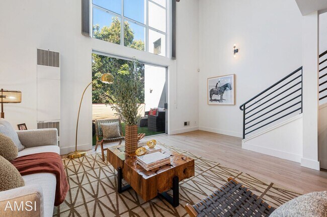 Building Photo - 1 br, 1.5 bath House - 350 Alabama #2