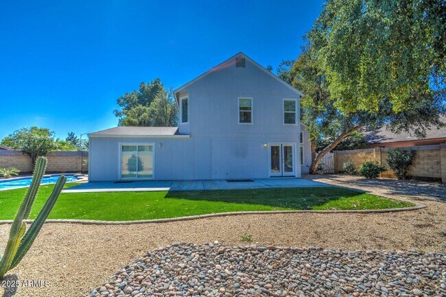 Building Photo - 4834 E Hillery Dr