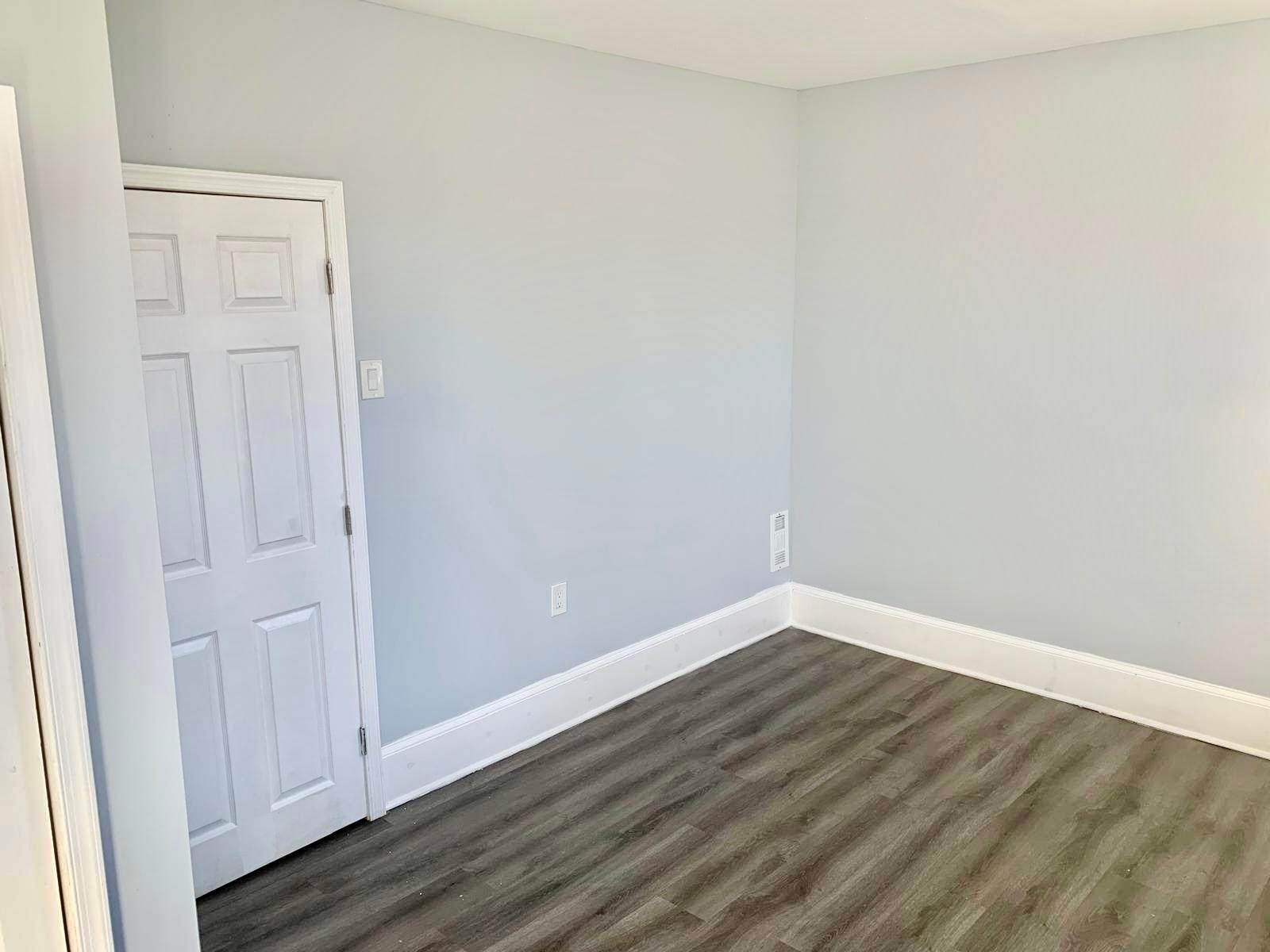 Building Photo - 1420 S 28th St