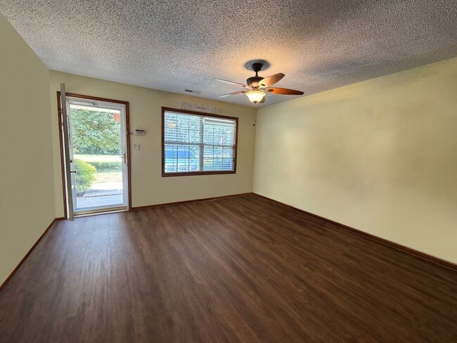 Building Photo - Two bedroom duplex apartment