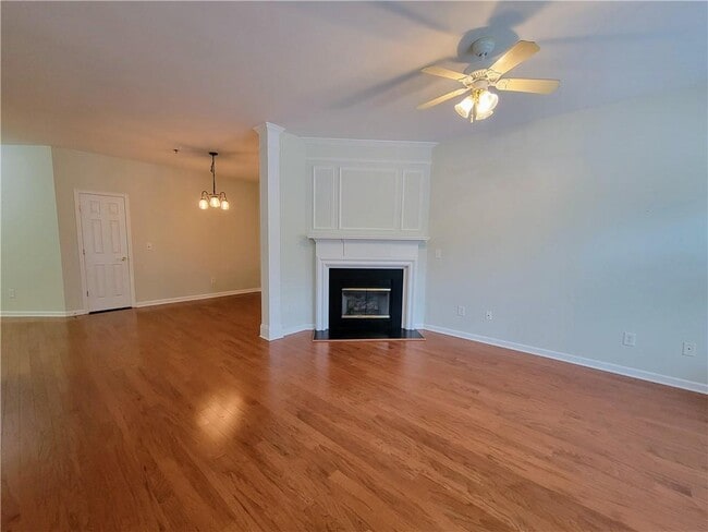 Building Photo - 216 Riverstone Pl