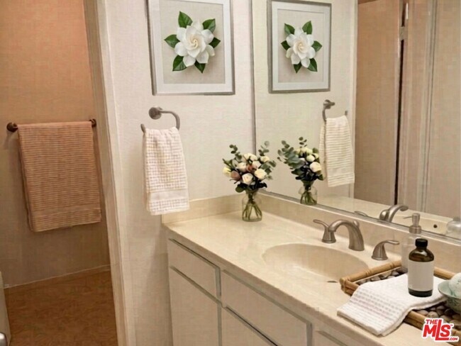 Building Photo - 4499 Via Marisol