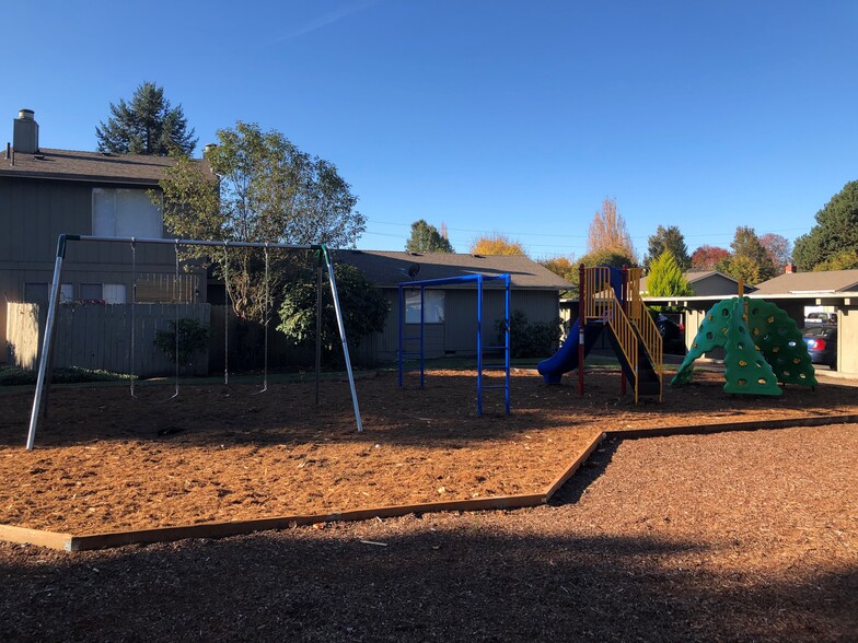 Building Photo - North Park Apartments