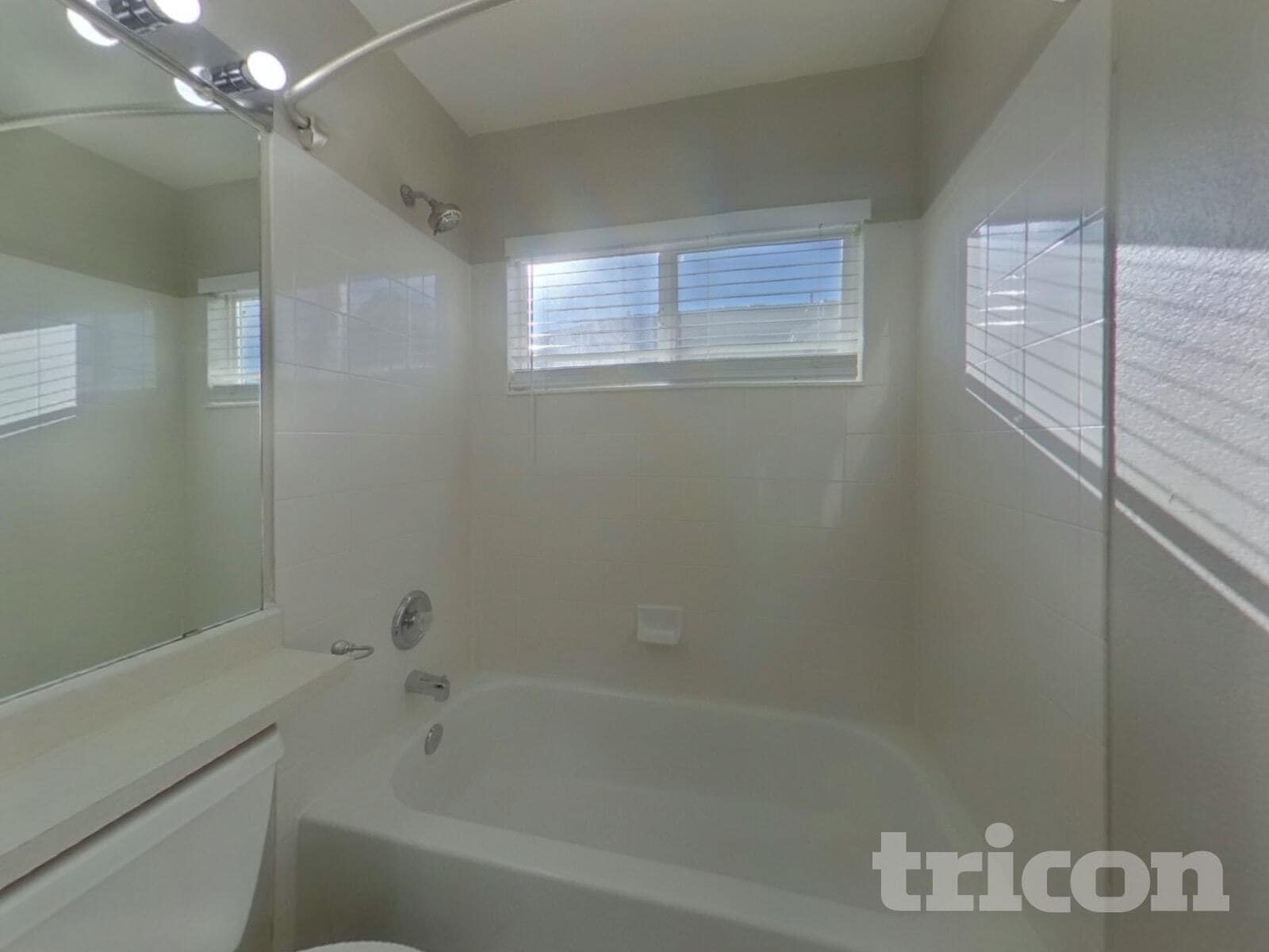 Building Photo - 10893 Bullock Ct