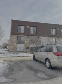 Building Photo - 175 N Waters Edge Dr