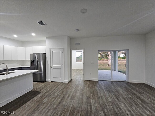 Building Photo - 9011 Penny Cir