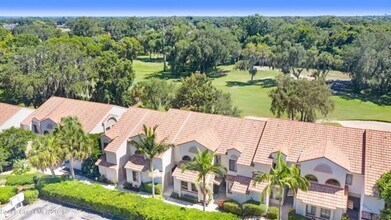 Building Photo - 1145 Country Club Dr