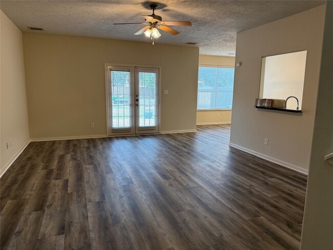 Building Photo - 4918 Comal River Loop