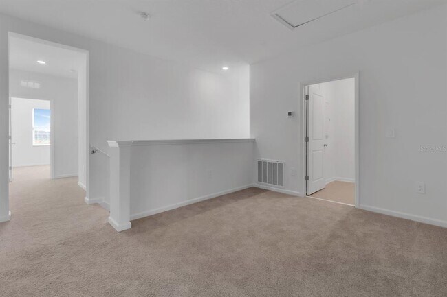 Building Photo - 2803 Maloof Dr